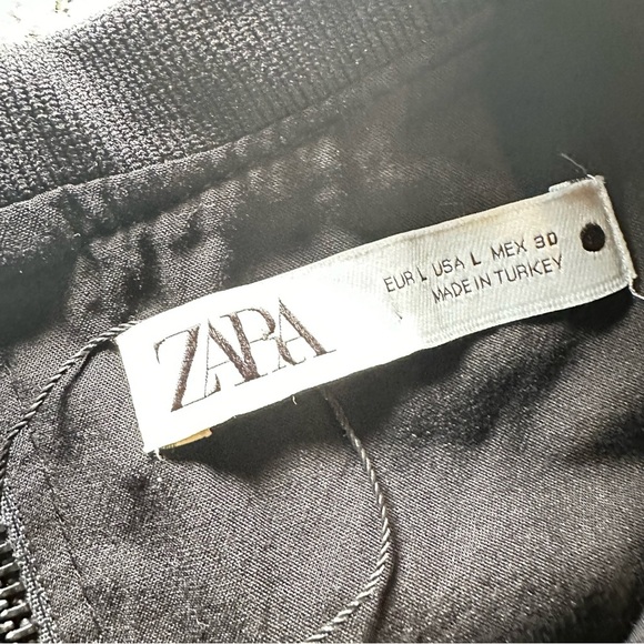 Black Zara Taffeta Balloon Puff Hem Sleeveless Top - Picture 7 of 7